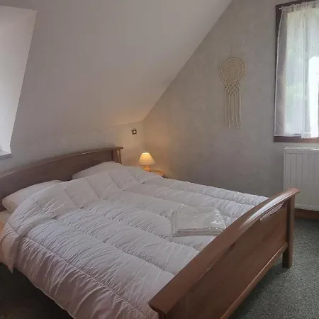 Casa de Férias Le Logis De L'ajolaise *