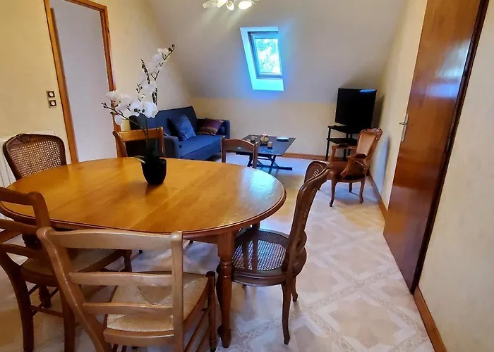 Casa de Férias Le Logis De L'ajolaise *